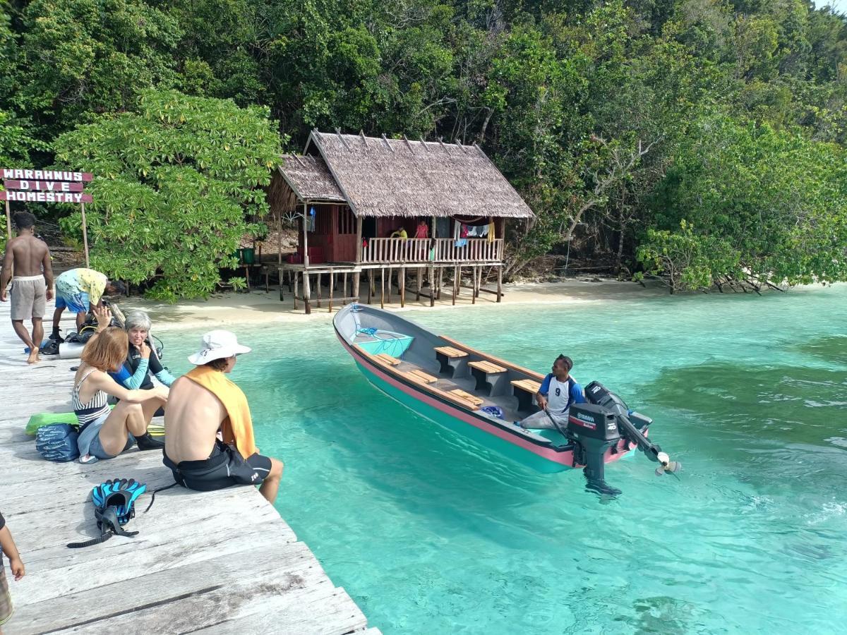 Warahnus Dive Homestay Kri Exteriér fotografie